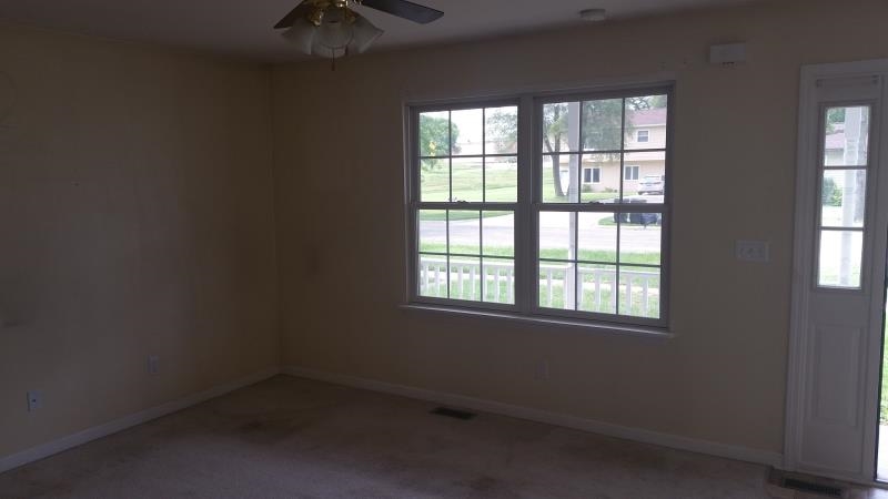 1218 Ave A Rochelle, IL 61068 - Photo 4 of 13 Gallery Image 4