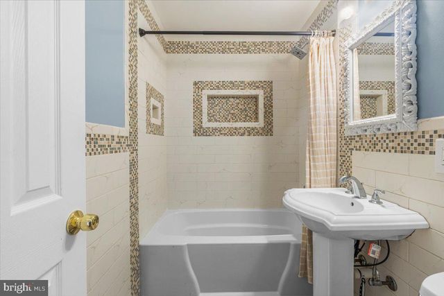 $898,000 | 1024 North Arlington Mill Drive, Arlington, VA 22205