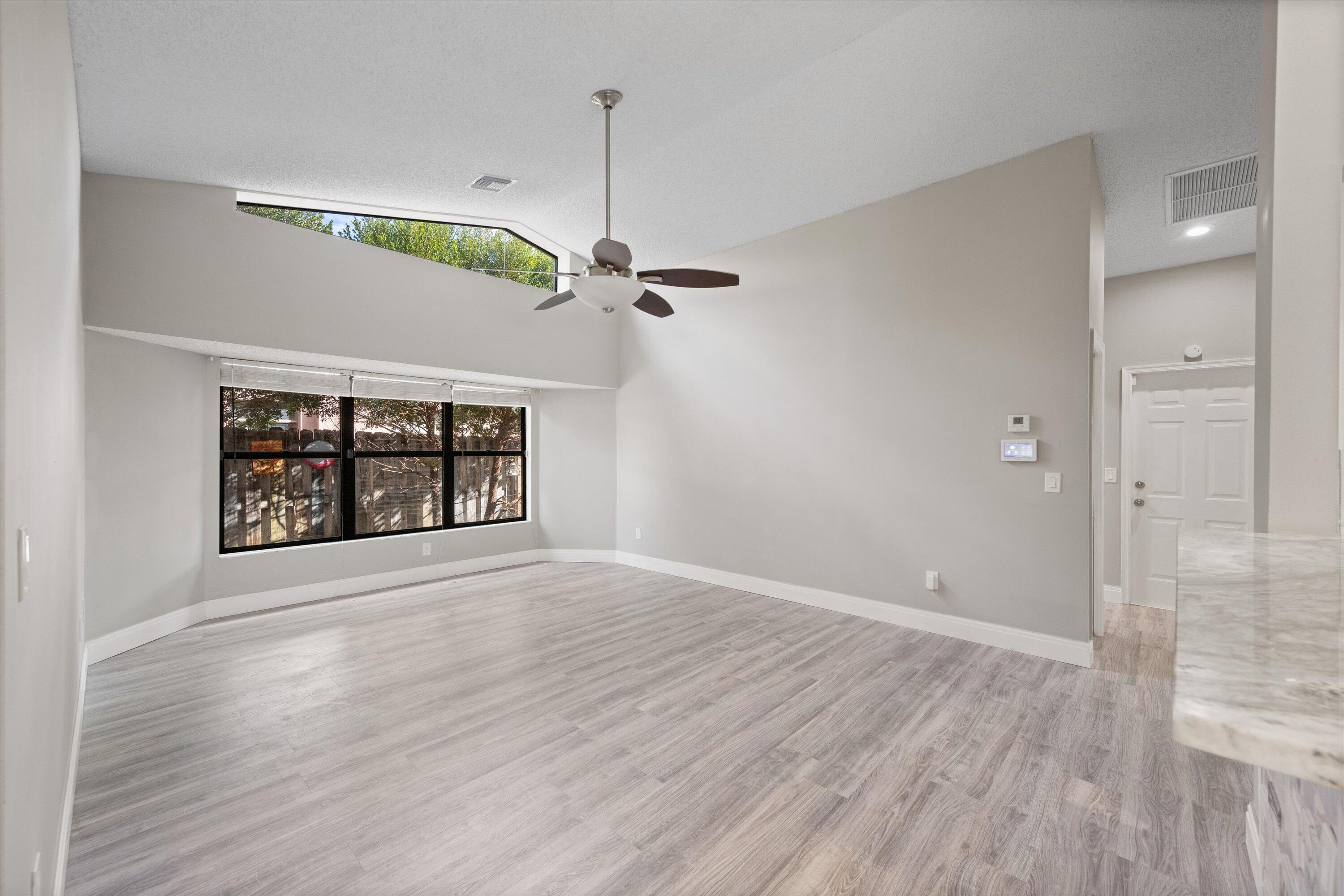 13834 Geranium Place Wellington, FL 33414 - Photo 8 of 35 09-DSC_4989