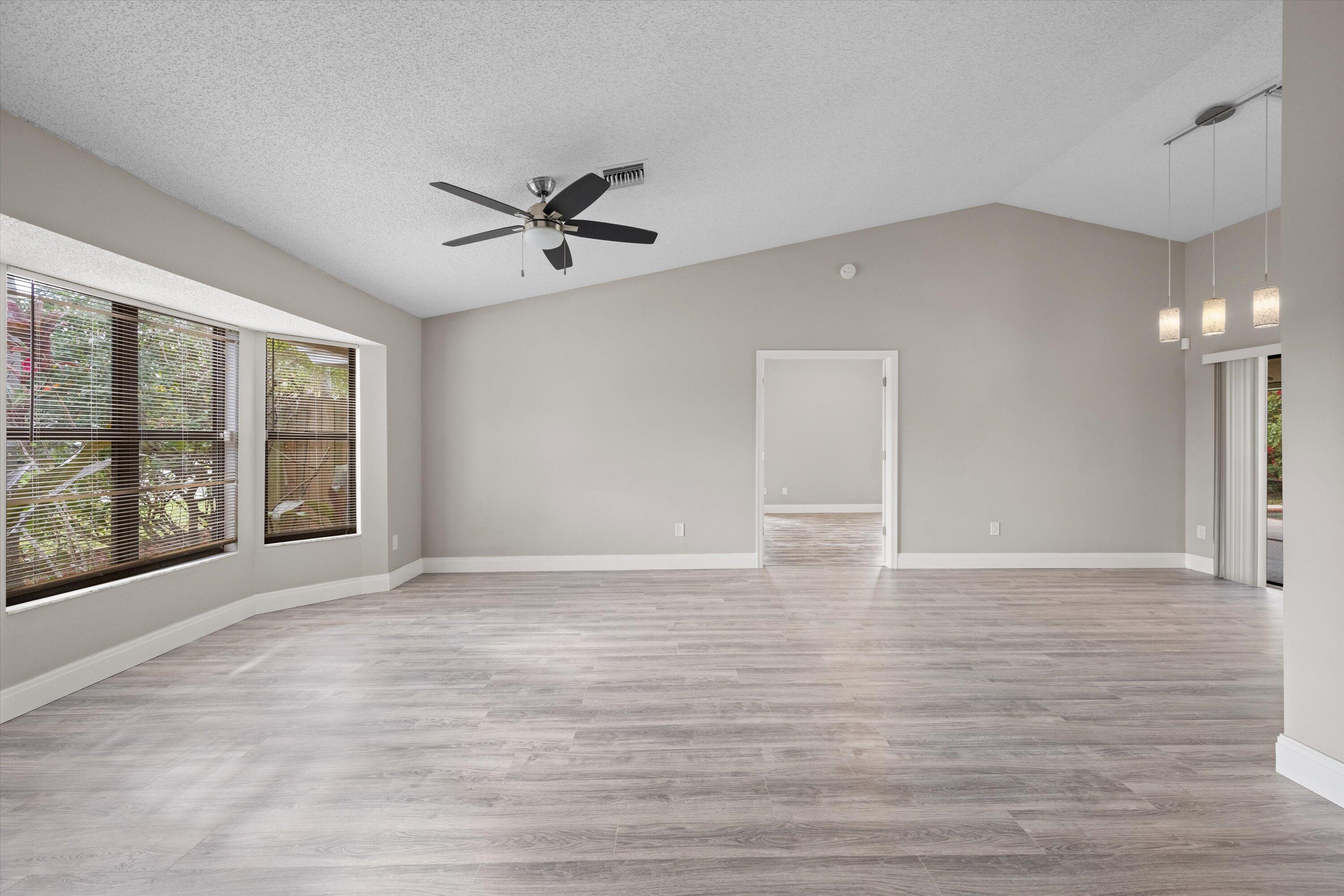 13834 Geranium Place Wellington, FL 33414 - Photo 9 of 35 10-DSC_4962