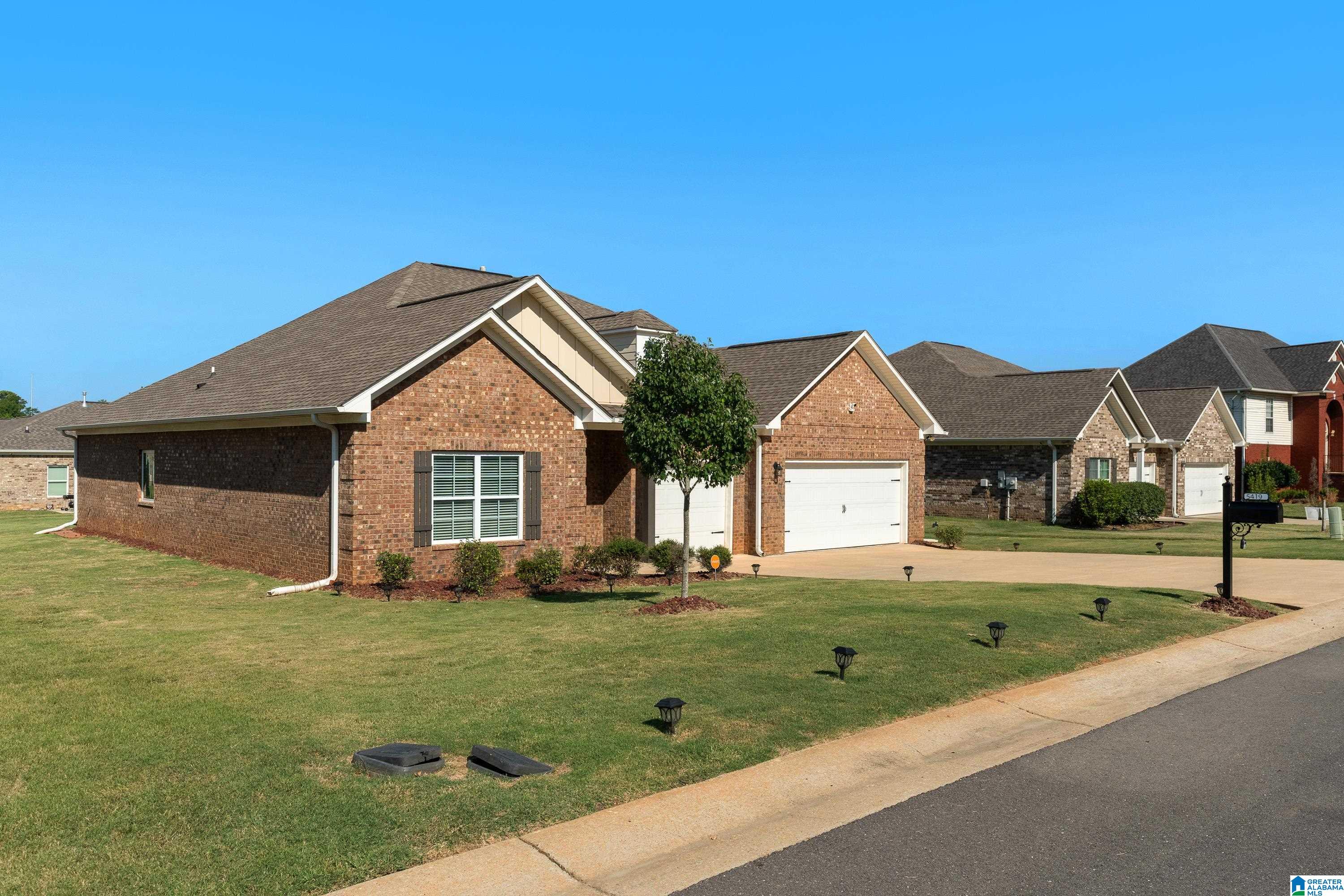 5419 Bluebell Circle Bessemer, AL 35022 - Photo 2 of 35