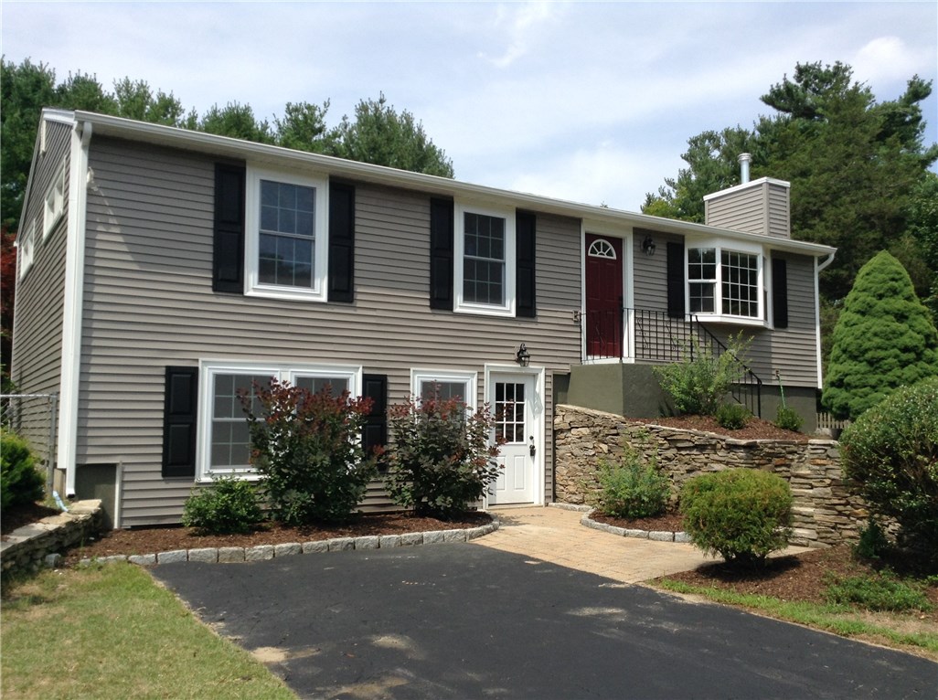 88 S Road North Kingstown, RI 02852 - Photo 1 of 31 Gallery Image 1