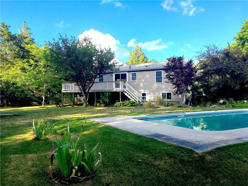 88 S Road North Kingstown, RI 02852 - Photo 2 of 31 Gallery Image 2