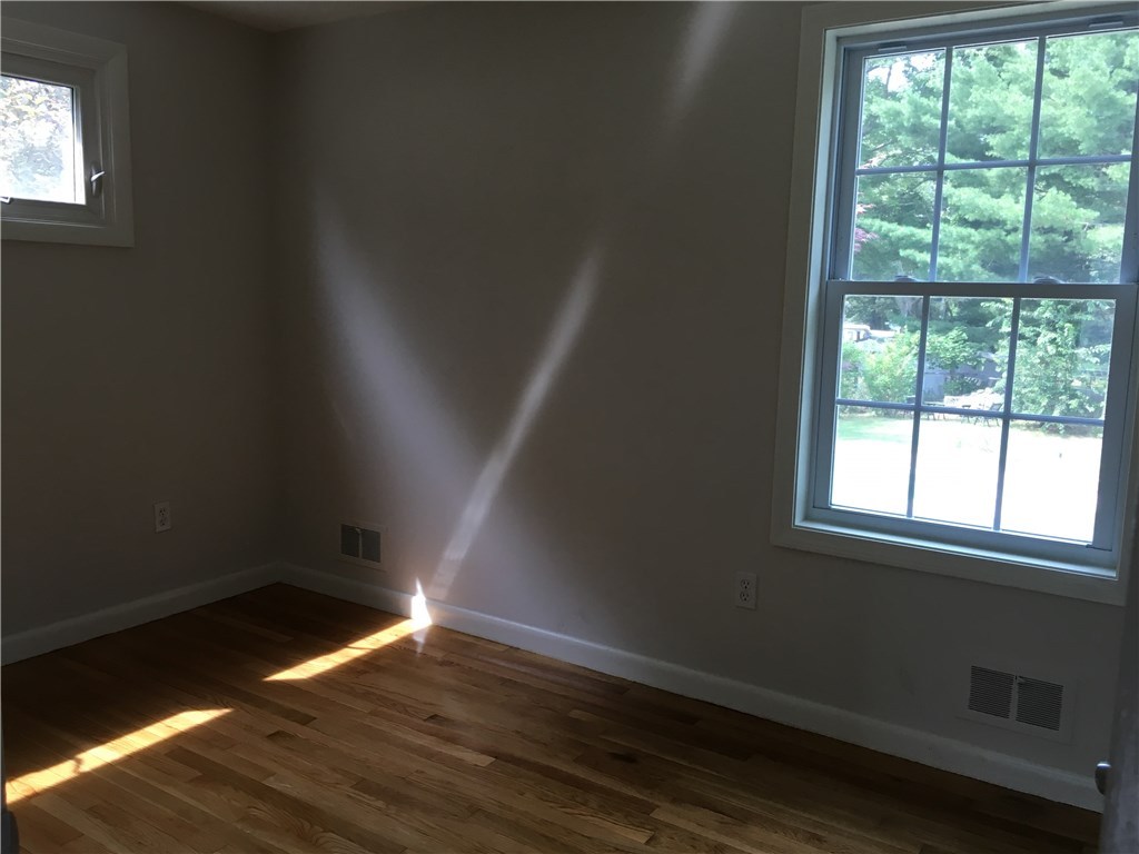 88 S Road North Kingstown, RI 02852 - Photo 29 of 31 Gallery Image 29