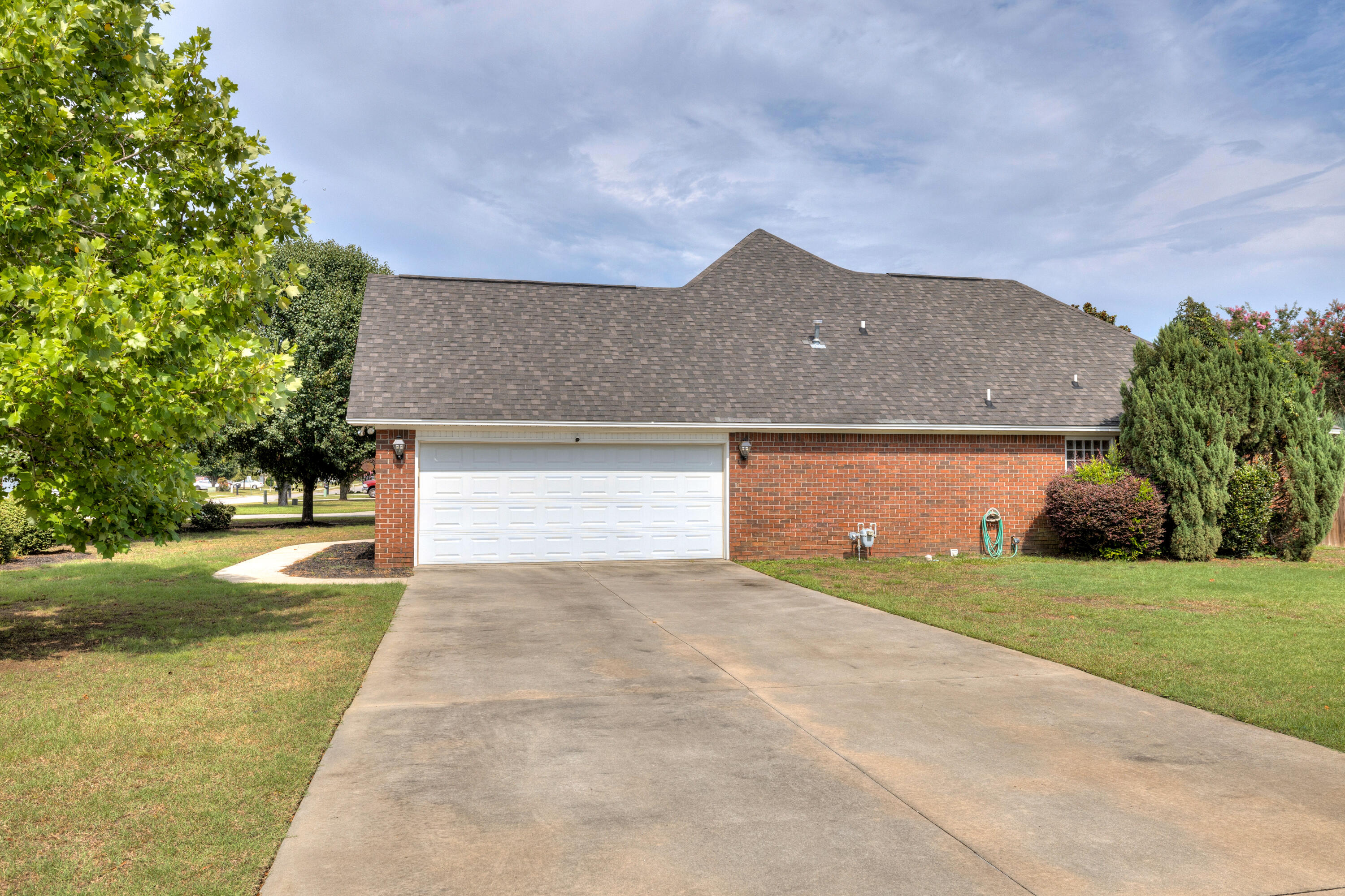 2630 Foxcroft Circle Sumter, SC 29154 - Photo 6 of 40 06