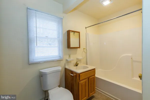 $1,350 | 15 Gray Fox Road, Harpers Ferry, WV 25425