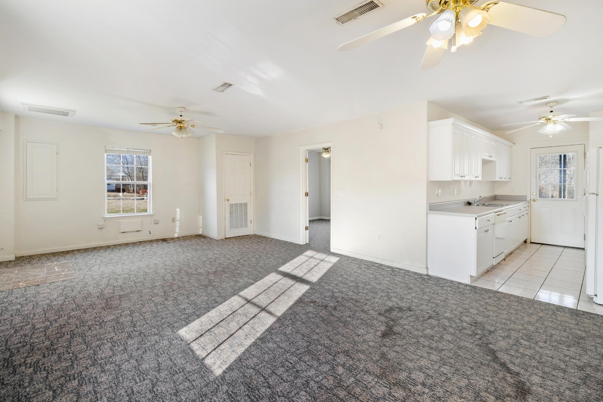 122 Crossing Way Benton, TN 37307 - Photo 27 of 36