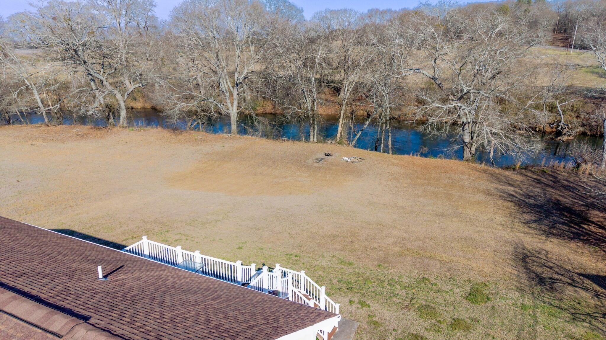 122 Crossing Way Benton, TN 37307 - Photo 3 of 36