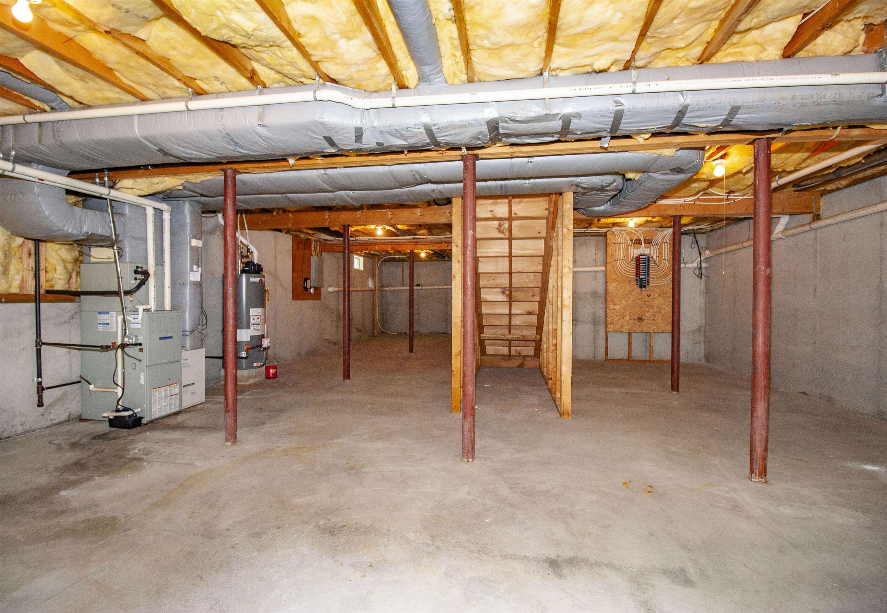35 Hadleigh Road Windham, NH 03087 - Photo 21 of 26