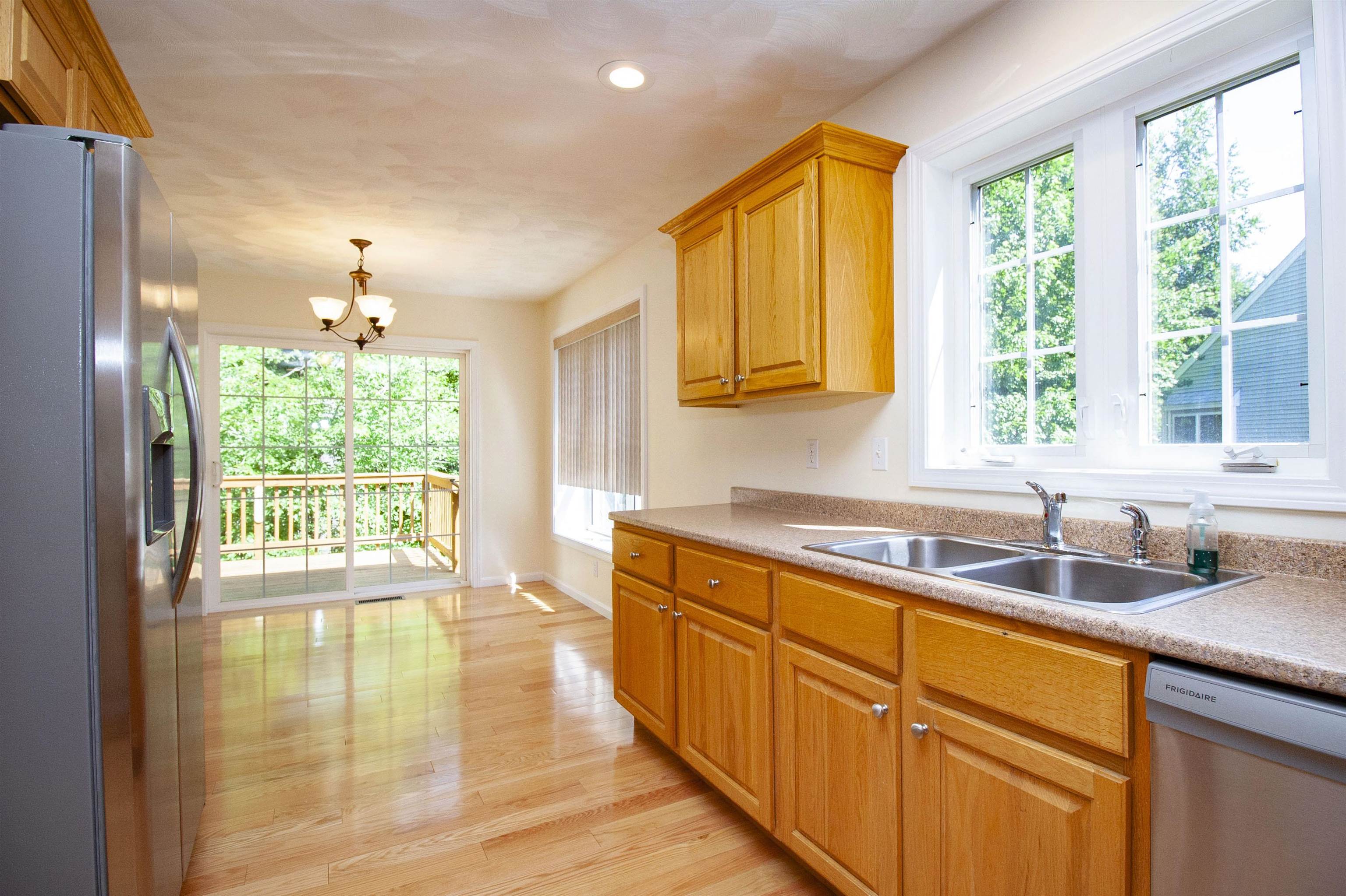 35 Hadleigh Road Windham, NH 03087 - Photo 9 of 26