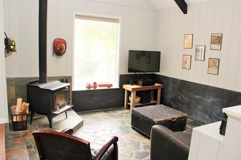 39339 Pine Ridge Road Oakhurst, CA 93644 - Photo 8 of 10 Gallery Image 8