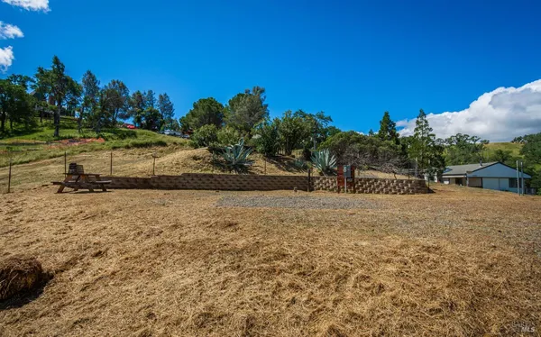 $155,000 | 1012 Eastridge Drive, Napa, CA 94558