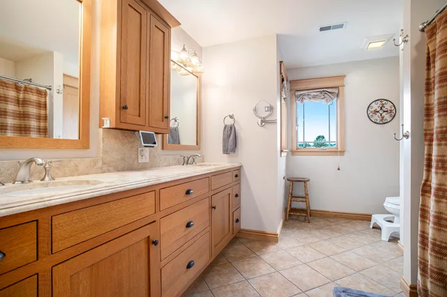 $499,900 | 44 Candlewood Court, Coldwater, MI 49036