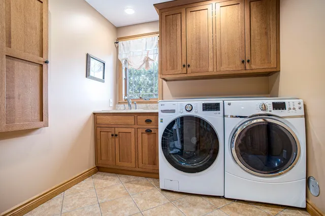 $499,900 | 44 Candlewood Court, Coldwater, MI 49036