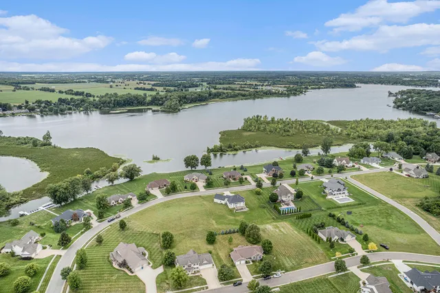 $499,900 | 44 Candlewood Court, Coldwater, MI 49036