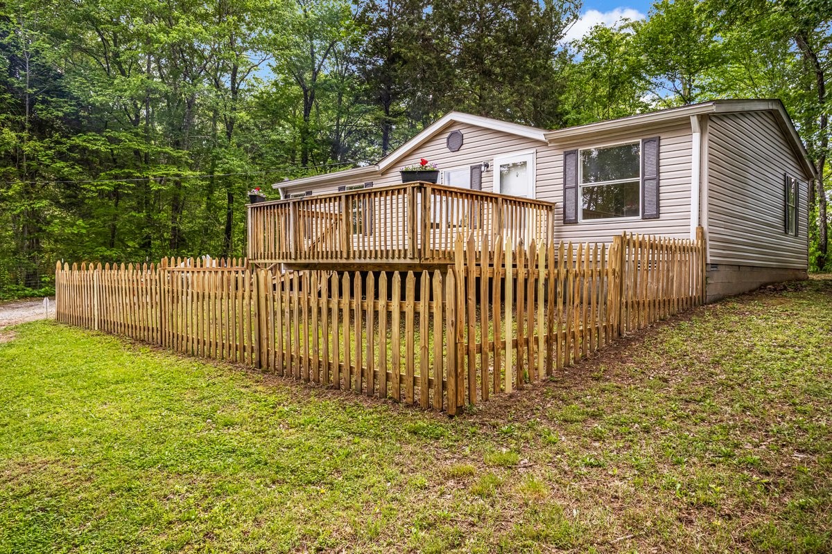 835 Harris Road Dickson, TN 37055 - Photo 4 of 15 Gallery Image 4