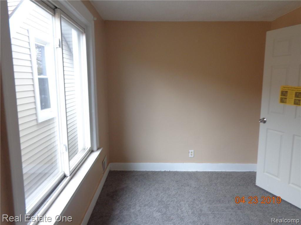 5511 Maple Street Dearborn, MI 48126 - Photo 14 of 26