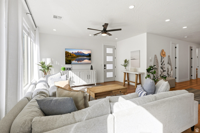 5465 Lula Bay Place St. George, UT 84790 - Photo 4 of 54