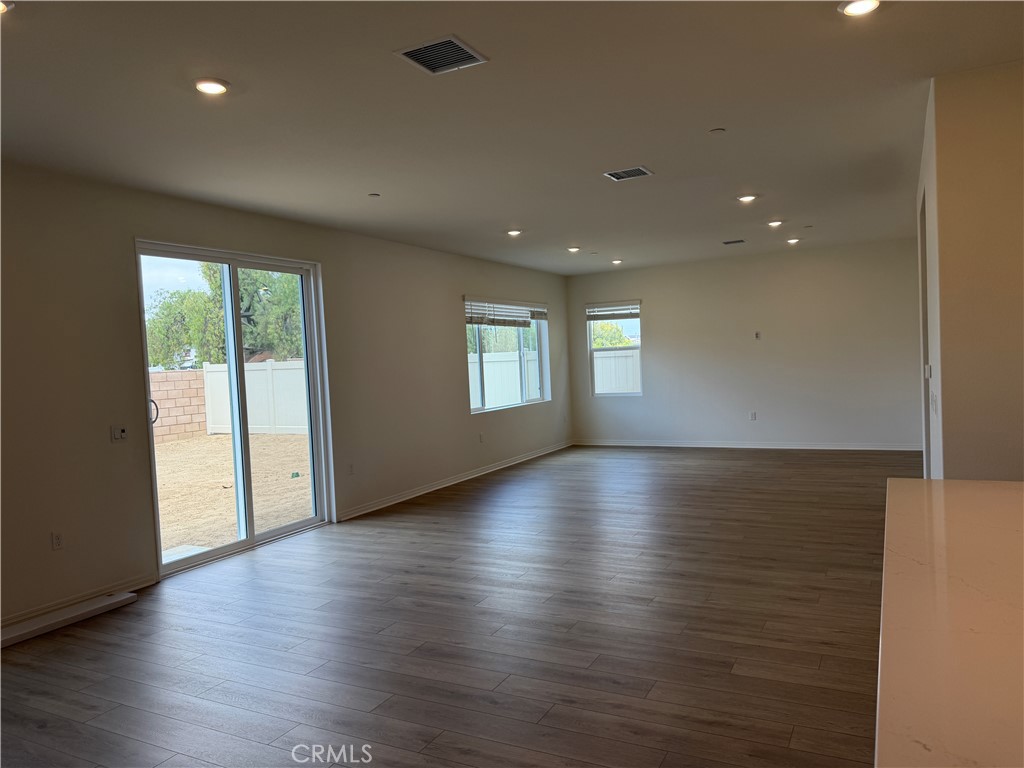 9707 Babaco Street Riverside, CA 92508 - Photo 15 of 38