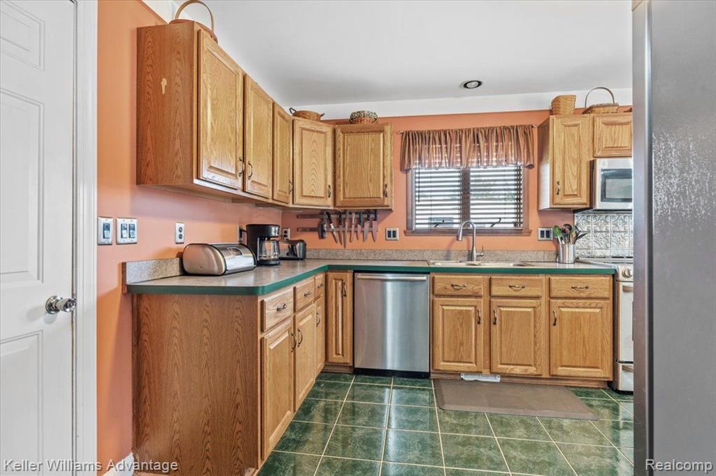 8912 Merritt Road Ypsilanti, MI 48197 - Photo 15 of 44 Gallery Image 15
