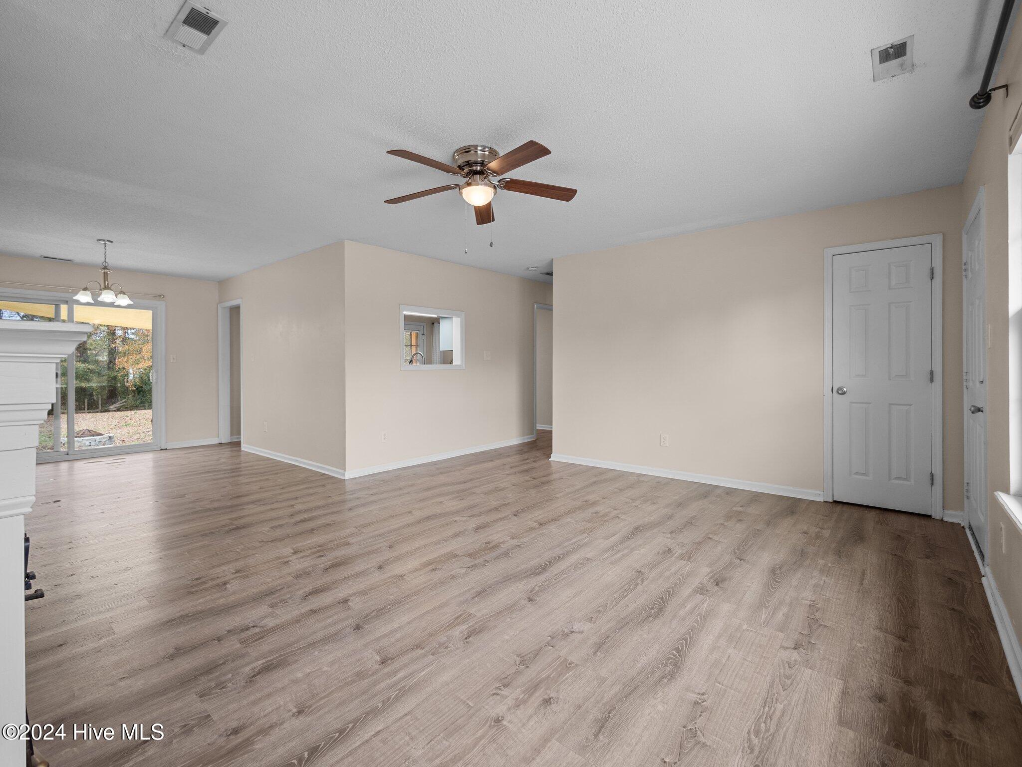 1025 Massey Road Jacksonville, NC 28546 - Photo 4 of 41 41-web-or-mls-PC202885