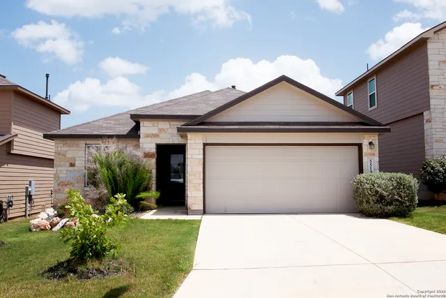 $2,150 | 5519 Stormie Keep, San Antonio, TX 78266