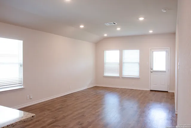 $2,150 | 5519 Stormie Keep, San Antonio, TX 78266