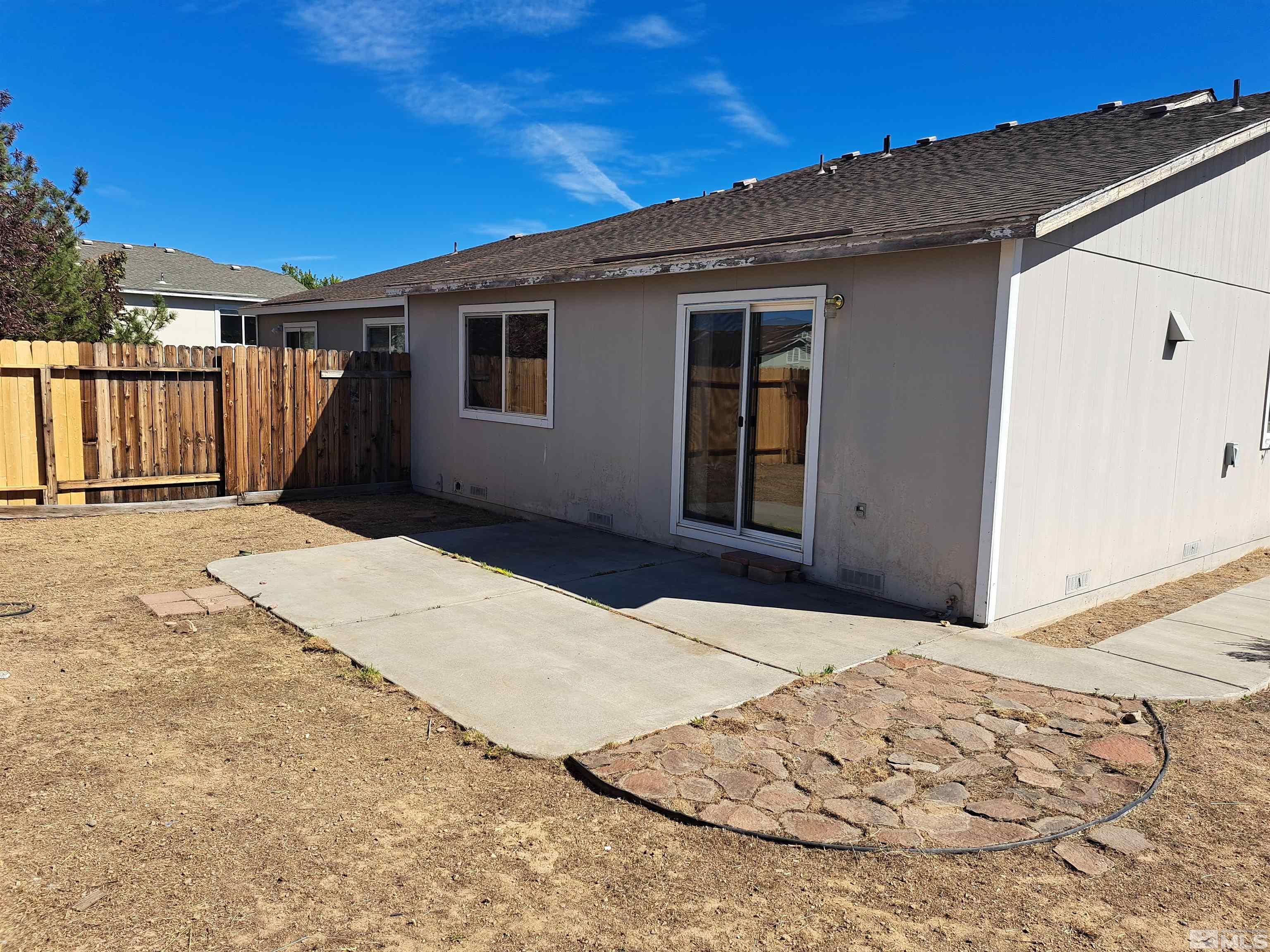 8675 Crimson Sky Court Reno, NV 89506 - Photo 11 of 16 Photo 11