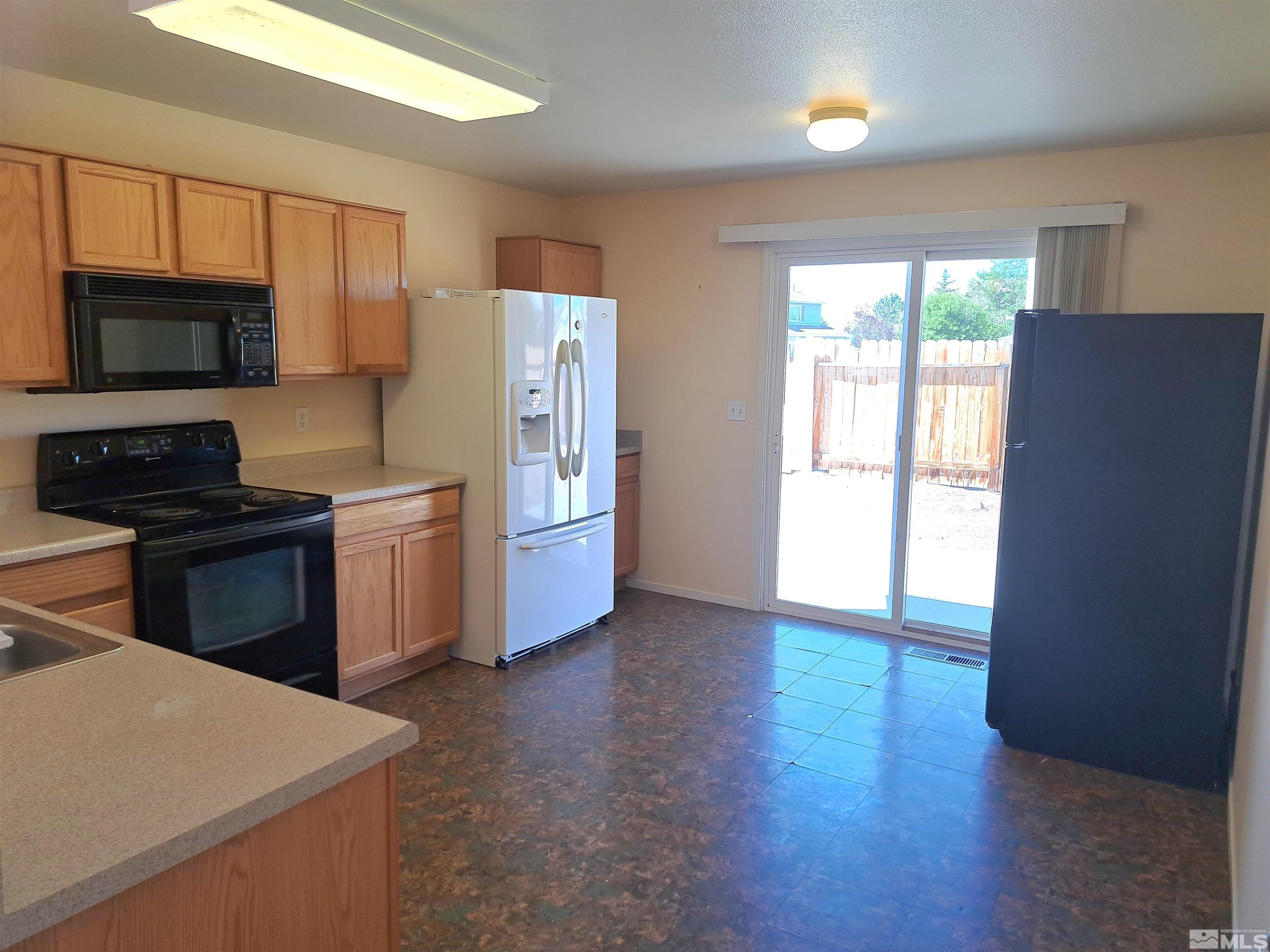 8675 Crimson Sky Court Reno, NV 89506 - Photo 4 of 16 Photo 4
