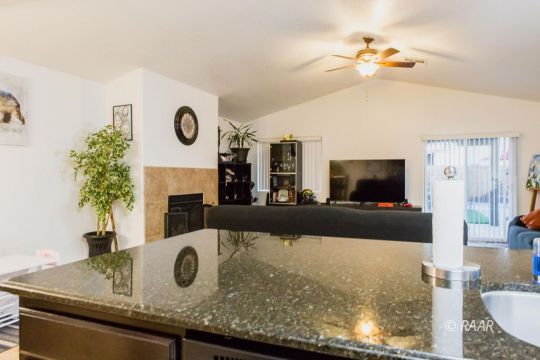 1005 Sims Street Ridgecrest, CA 93555 - Photo 9 of 29