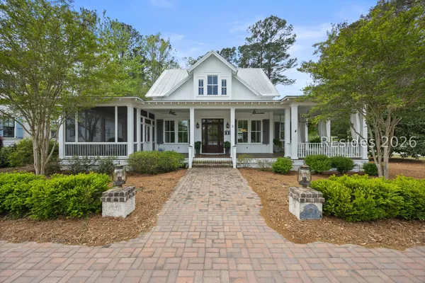 $1,079,000 | 2 Pondhawk Road, Bluffton, SC 29909