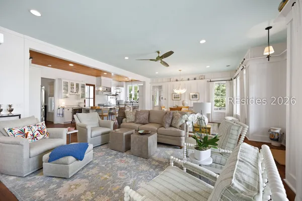$1,079,000 | 2 Pondhawk Road, Bluffton, SC 29909