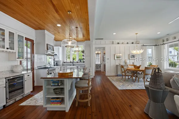 $1,079,000 | 2 Pondhawk Road, Bluffton, SC 29909