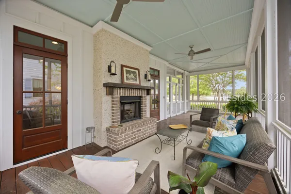 $1,079,000 | 2 Pondhawk Road, Bluffton, SC 29909