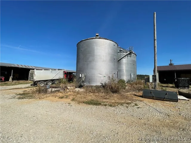 $3,900,000 | 3335 Pleasure Ridge Road Southeast, Corydon, IN 47112