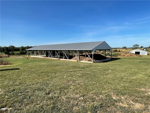 $3,900,000 | 3335 Pleasure Ridge Road Southeast, Corydon, IN 47112