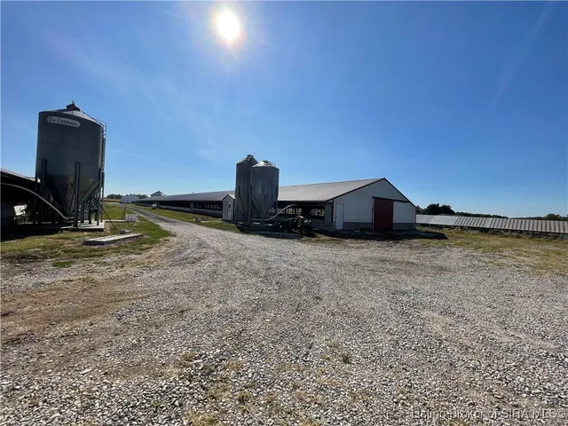 $3,900,000 | 3335 Pleasure Ridge Road Southeast, Corydon, IN 47112