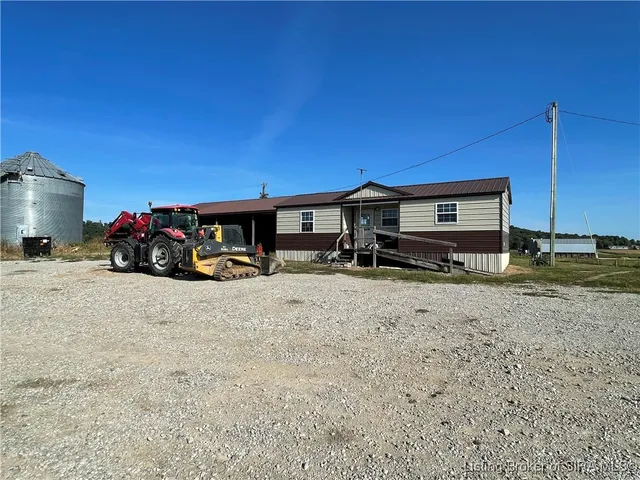 $3,900,000 | 3335 Pleasure Ridge Road Southeast, Corydon, IN 47112