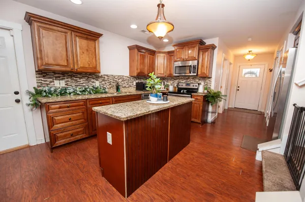 $305,000 | 140 Manor House Lane, Chesnee, SC 29323