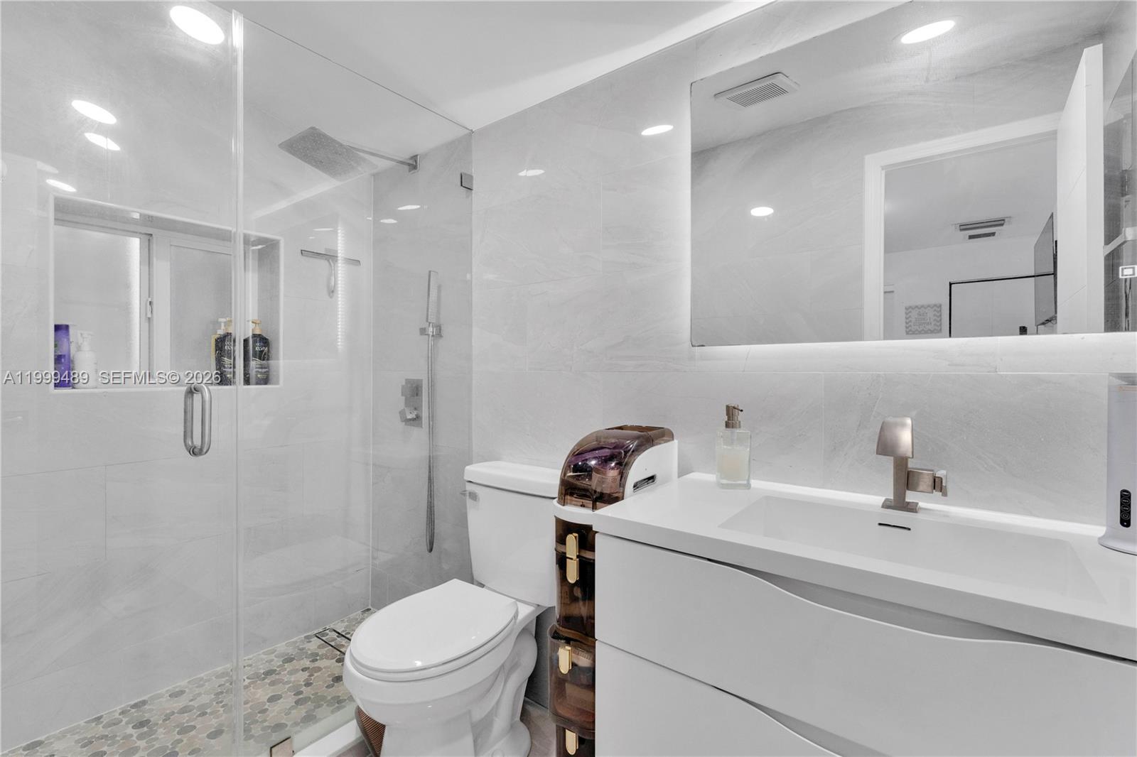 4310 Southwest 7th Street Miami, FL 33134 - Photo 11 of 33