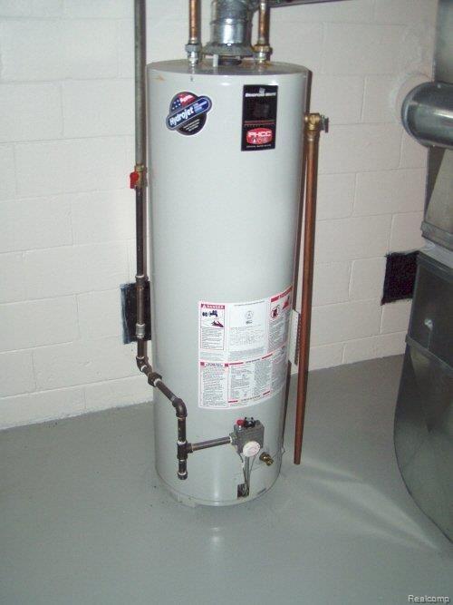 15234 Champaign Road Allen Park, MI 48101 - Photo 20 of 20 UPDATED HOT WATER TANK