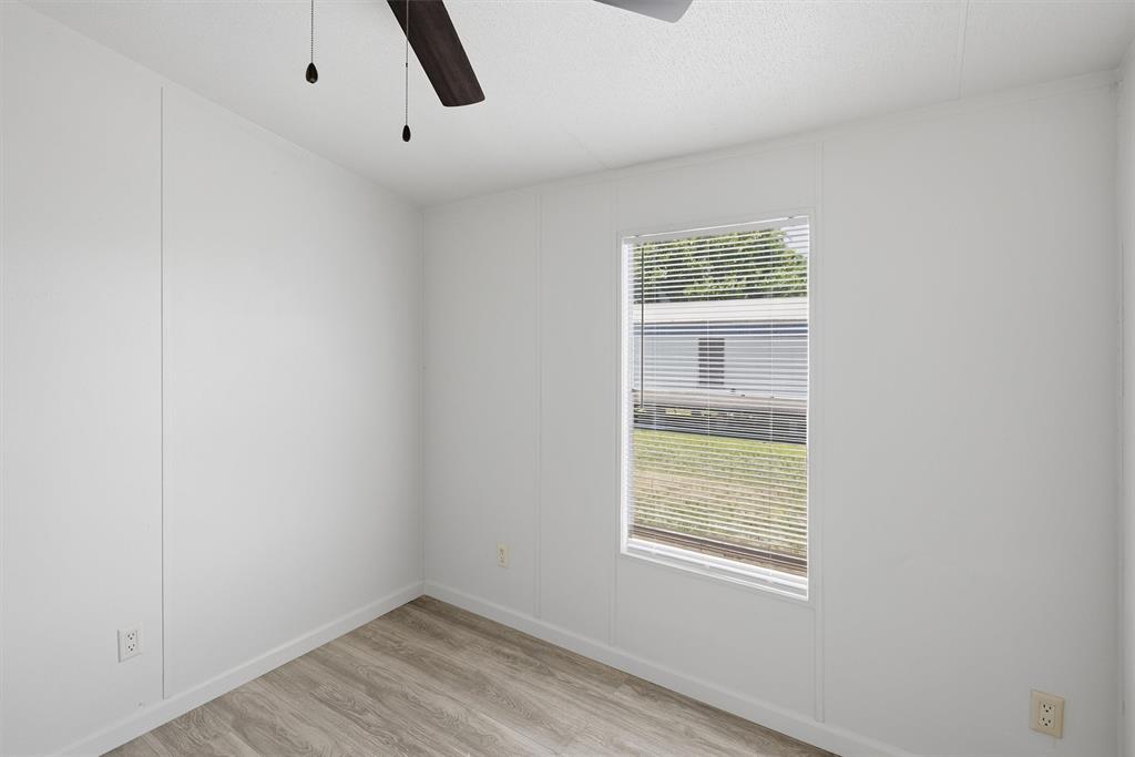 902 Flamingo Road Granbury, TX 76049 - Photo 16 of 27