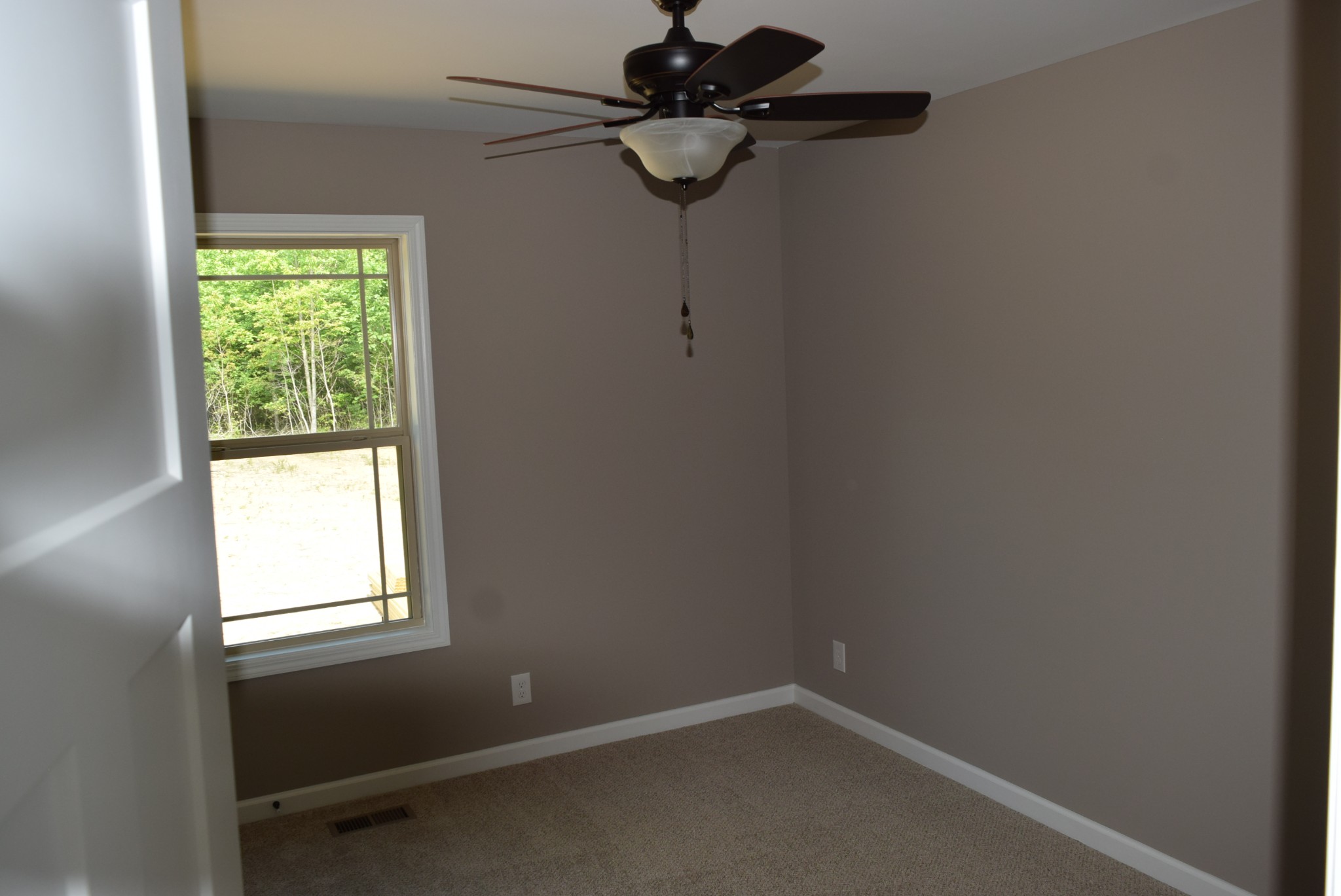 382 Ballard Road Manchester, TN 37355 - Photo 8 of 10 a view of a small space with a window