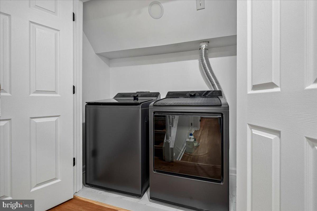 100 Rugby Fredericksburg, VA 22406 - Photo 41 of 41 Sleek laundry space for modern living.