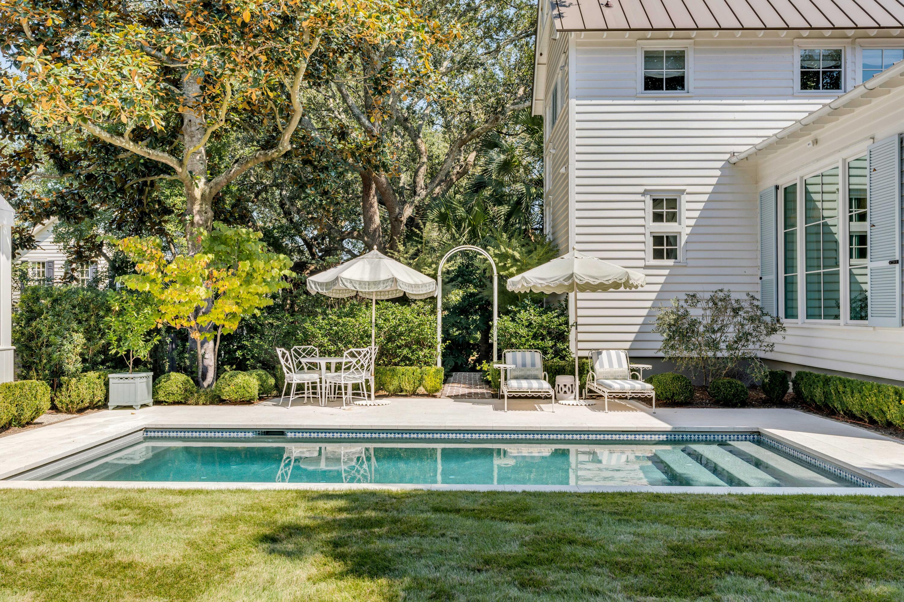 126 Hibben Street Mount Pleasant, SC 29464 - Photo 5 of 16 126Hibben_NickCannPhoto-00634
