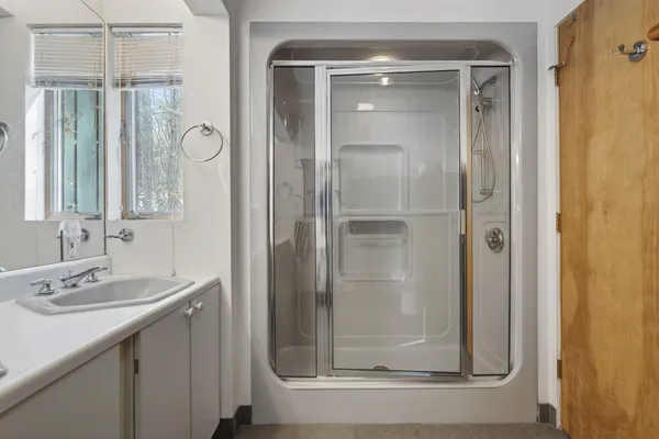 $559,900 | 45 Point Lane, Norway, ME 04268