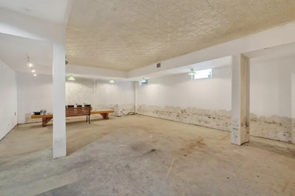 $559,900 | 45 Point Lane, Norway, ME 04268