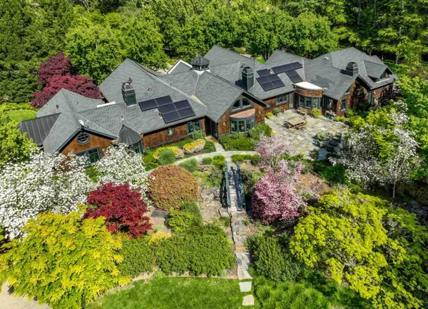 $11,988,000 | 160 Phillip Road, Woodside, CA 94062