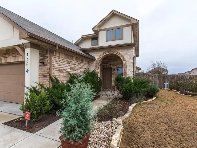 $1,995 | 1553 Twin Cove, Kyle, TX 78640