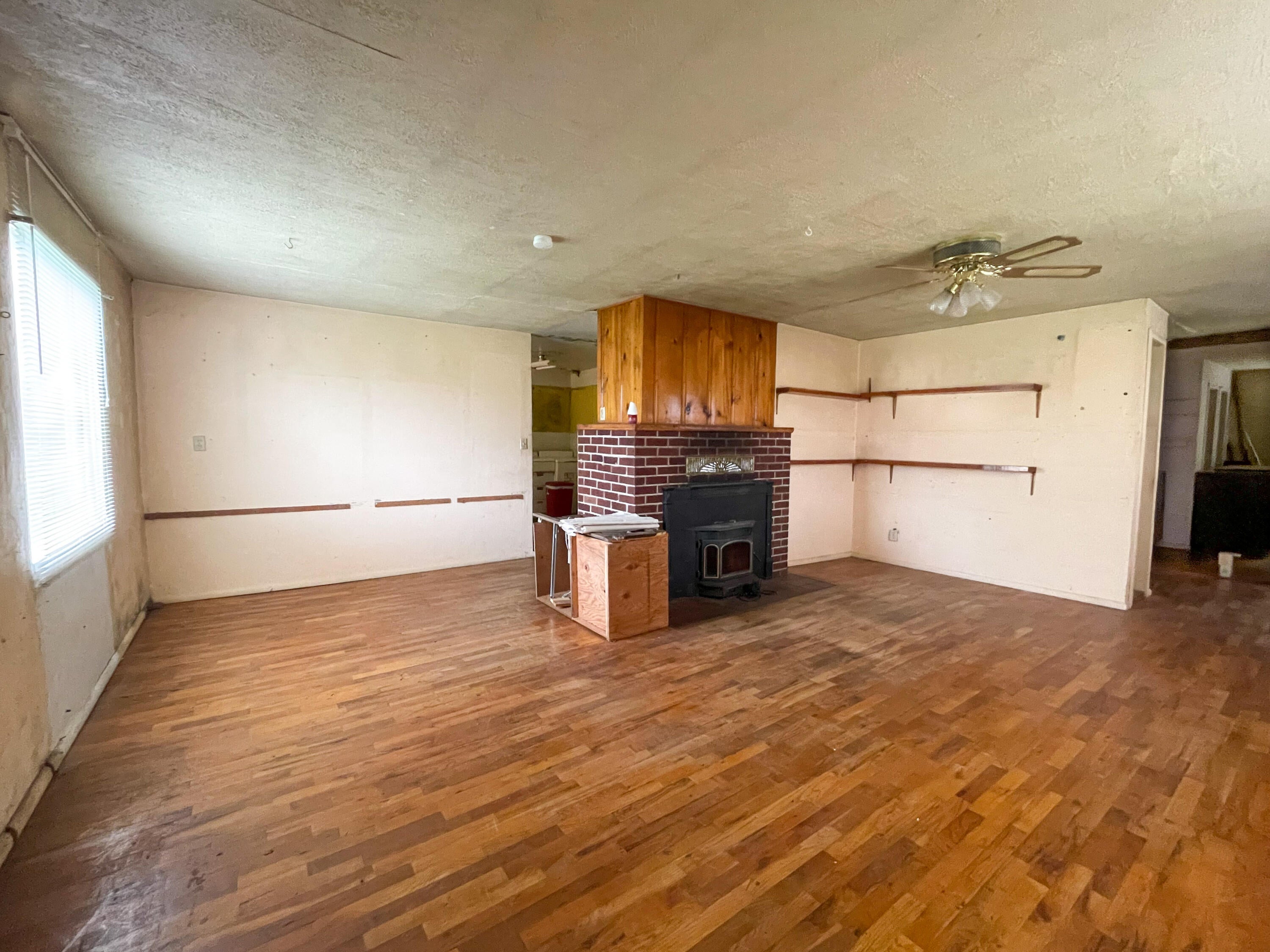 300 Riley Road Eagle Point, OR 97524 - Photo 20 of 40 Interior4